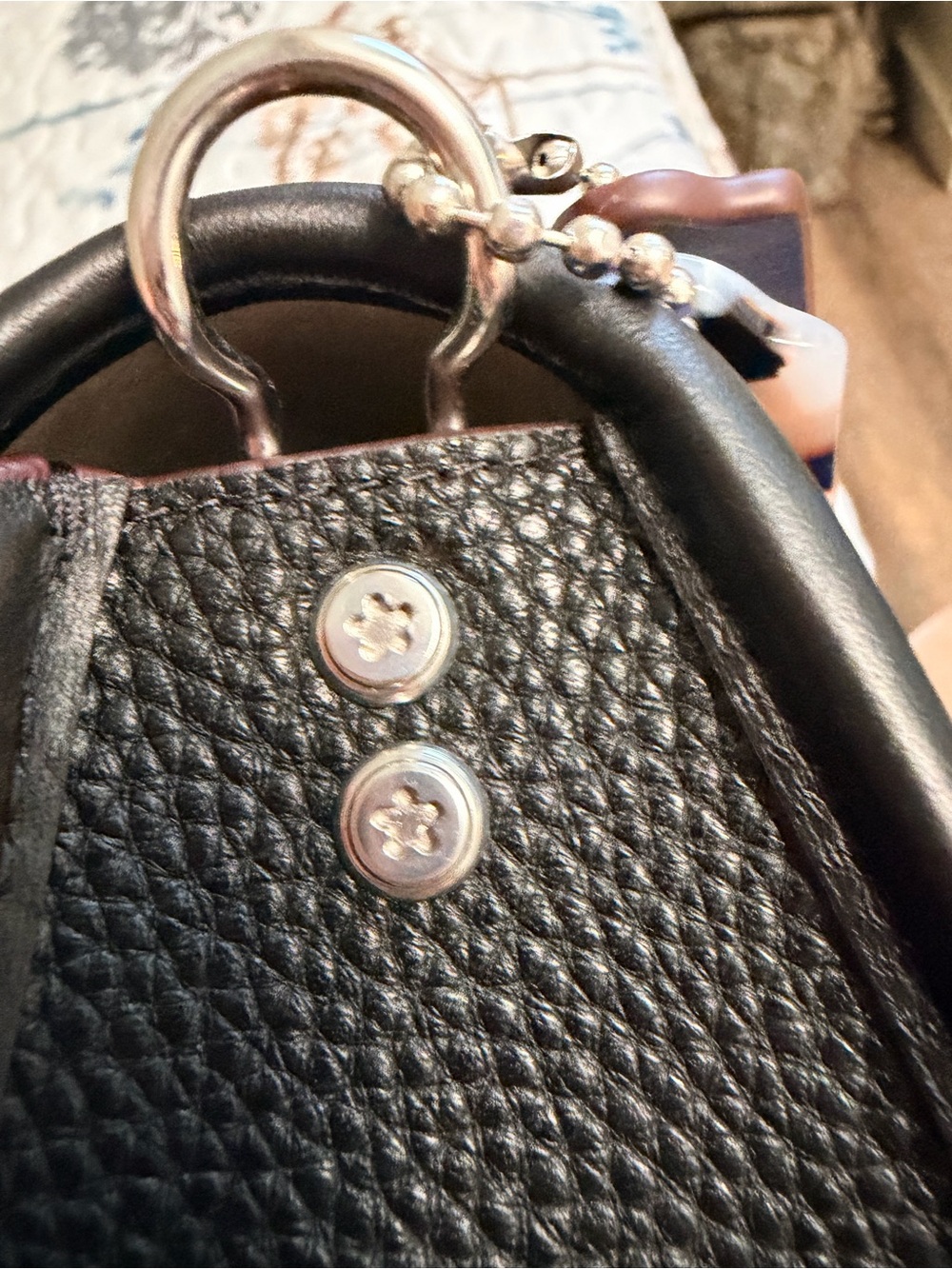 Coachtopia Wavy Dinkey black Pebble Leather Crossbody with acrylic chain. - Picture 10 of 12
